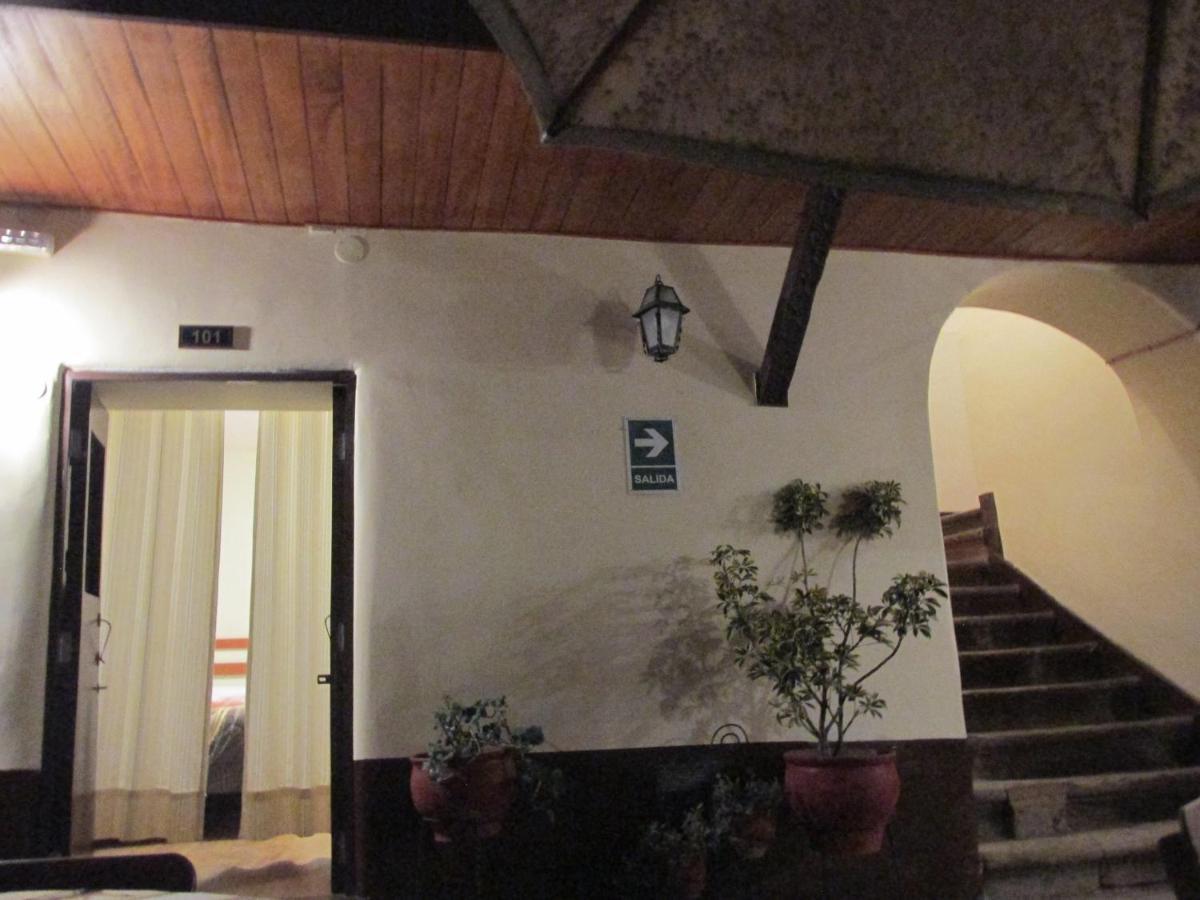 Puma Walkers Bed & Breakfast Cusco Ngoại thất bức ảnh
